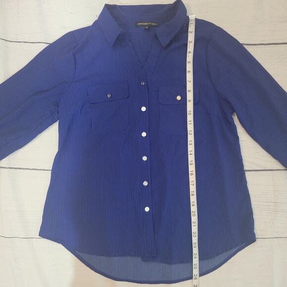 Adrienne Vittadini Size M Striped Long Sleeve Button Up Roll tab Top Office - Picture 9 of 10